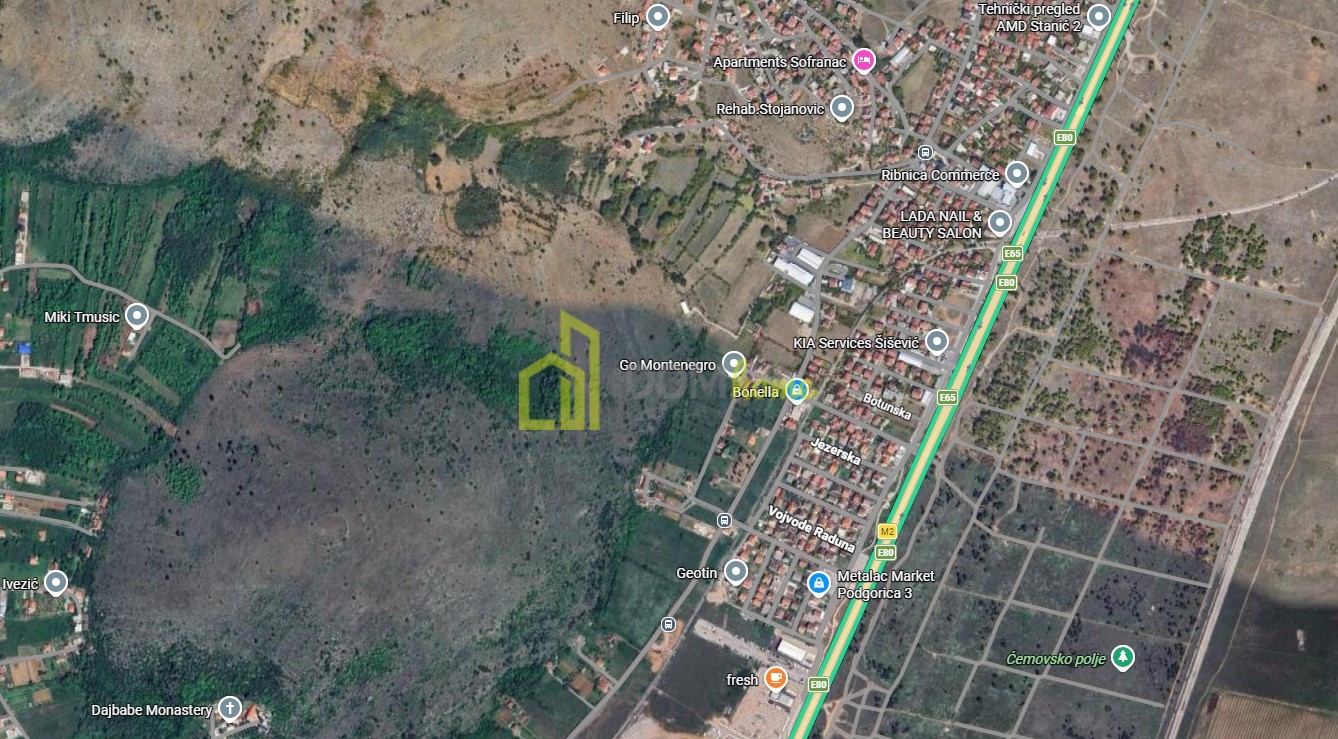 Urbanizovan plac 533m2, Zelenika 